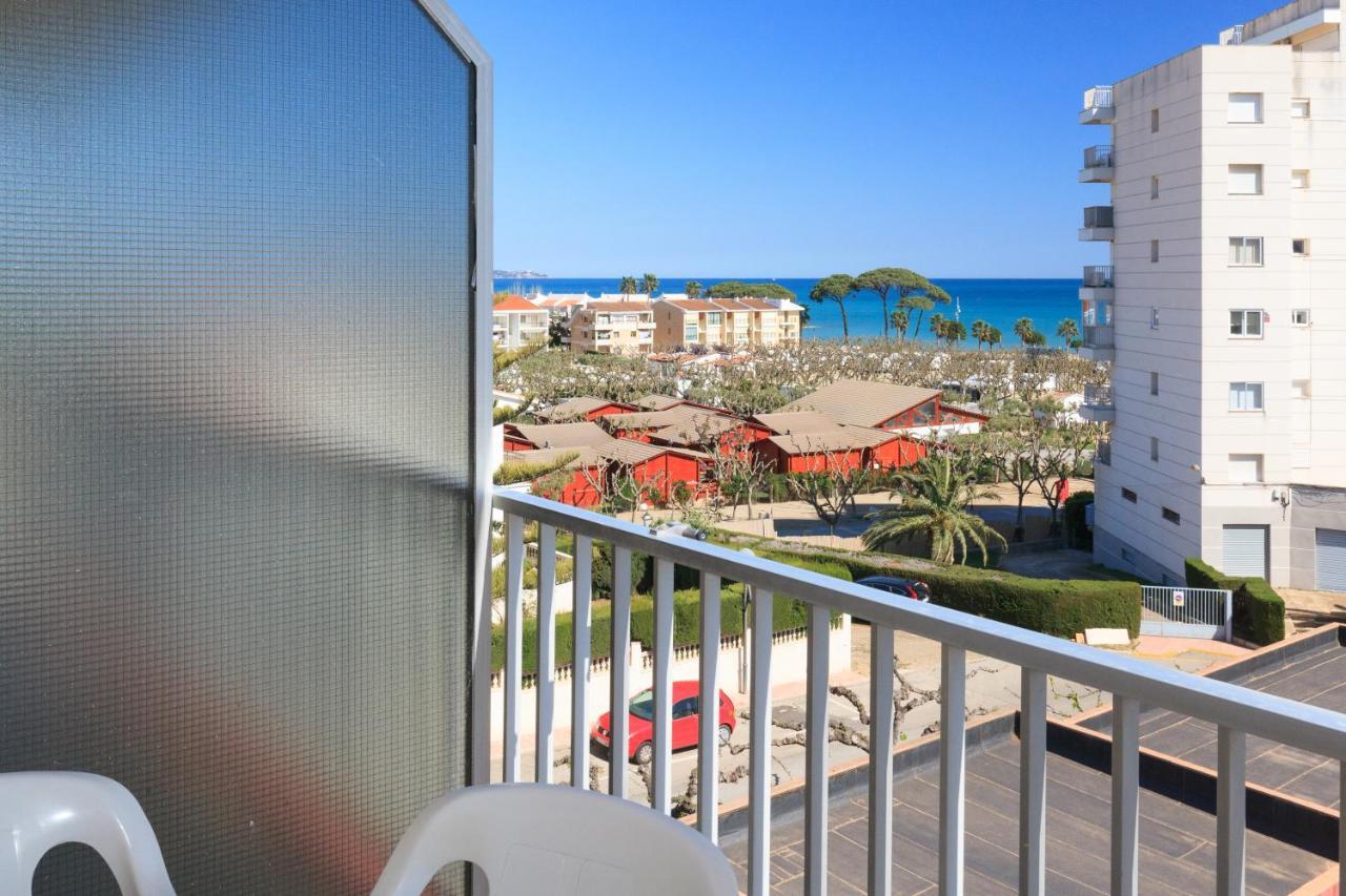 Apartamento Vora Mar 33 Cambrils Luaran gambar